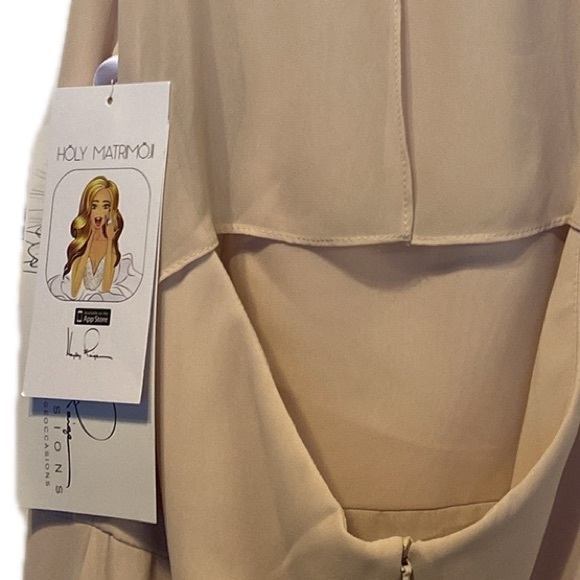 Never worn bridesmaids dress. Unaltered. Color cashmere. Haley Paige brand - Picture 3 of 5